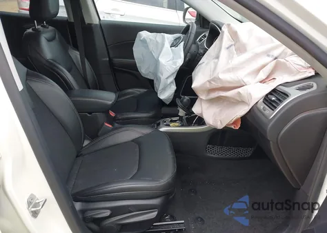 2018 Jeep Compass Latitude Fwd из США, поврежденный, VIN 3C4NJCBB6JT286573